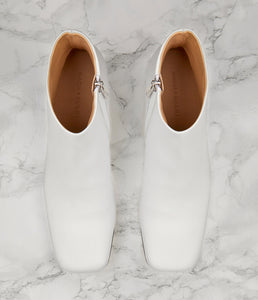 White parade boots sales